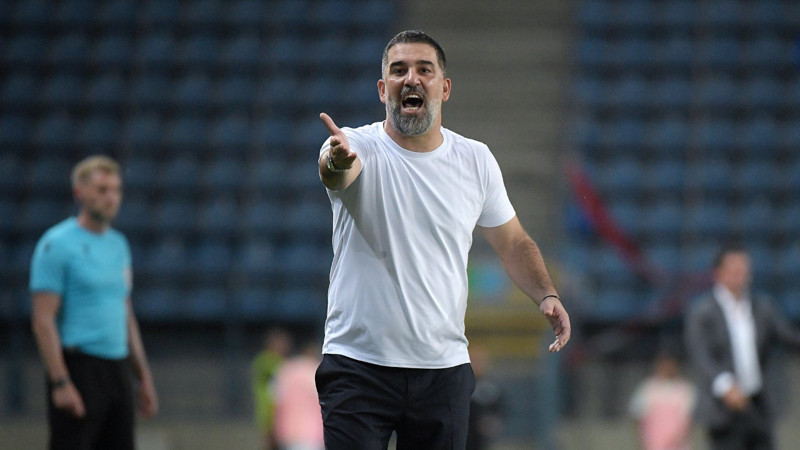 Arda Turan: Bazen yolun başlangıcı acı verici olabilir ama geleceğe umutla bakmaktan asla vazgeçmeyeceğiz
