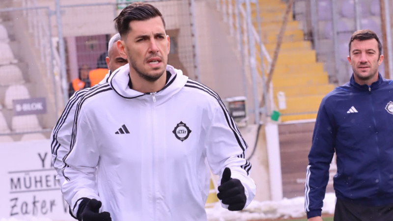 Altay’da Ceyhun Gülselam, kampa katılmadı