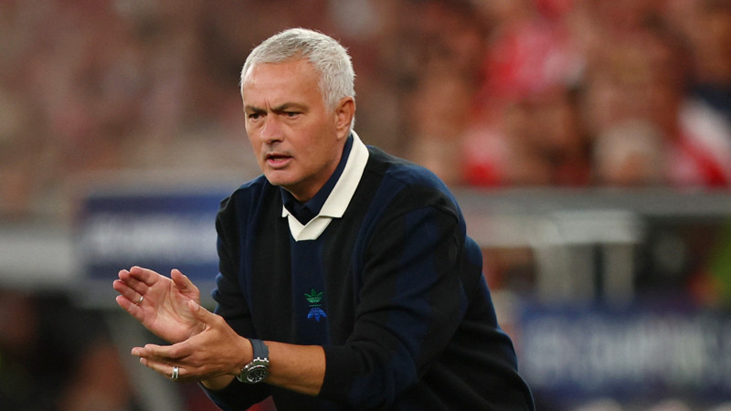 Mourinho'dan Benfica itirafı: Çok güçlü takım