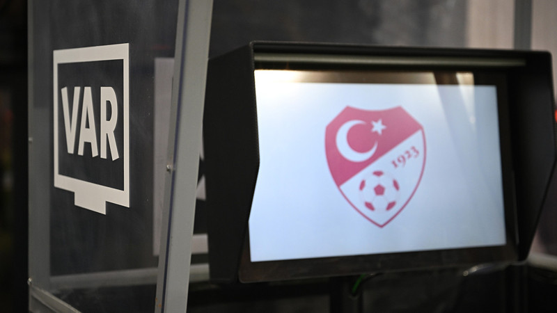 Galatasaray - Çaykur Rizespor maçının VAR'ı Onur Özütoprak oldu
