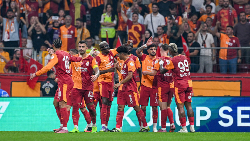 Galatasaray, ligde 4'te 4 yaptı