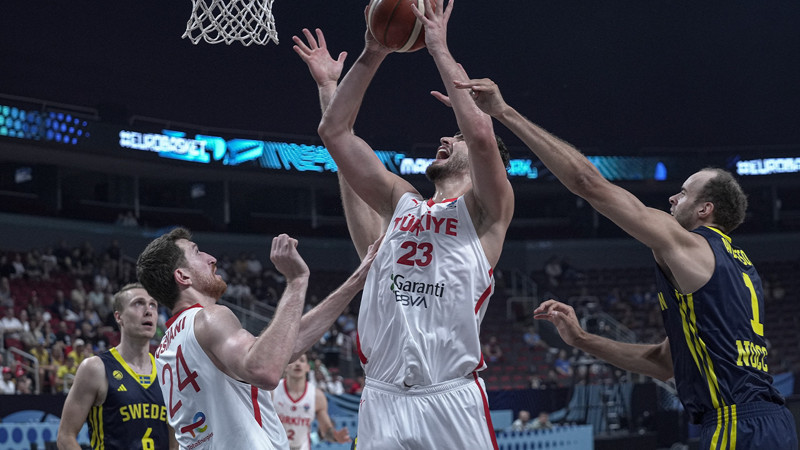 MAÇ SONU | Türkiye: 85 İsveç: 79 (Eurobasket 2025)