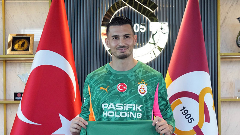 Uğurcan Çakır Galatasaray formasını giydi! Forma numarası belli oldu