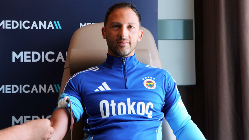 Fenerbahçe'nin yeni teknik direktörü Tedesco ve yardımcısı Gökhan Gönül sağlık kontrolünden geçti