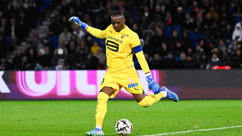 Fransız kaleci Steve Mandanda kariyerine son verdi