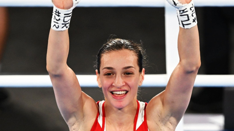 6 sporcu arasında Buse Naz Çakıroğlu da var! Dünya boksunun sporcu komitesinde
