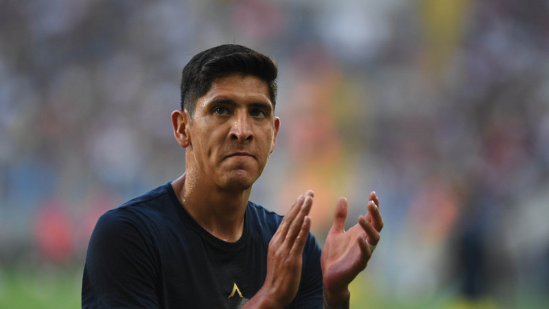Edson Alvarez: Beni Fenerbahçe'ye Mourinho getirdi ama onunla çalışamadım