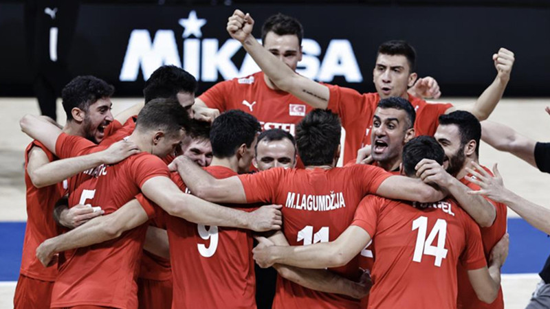 Hollanda'yı deviren Filenin Efeleri çeyrek finale ilk kez yükseldi!