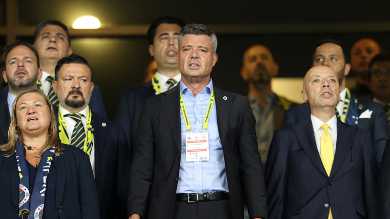 Sadettin Saran'dan soyunma odasında motivasyon konuşması