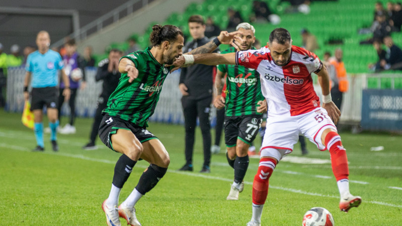Sivasspor'dan Sakaryaspor maçında kural hatası iddiası