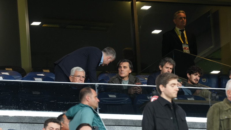Bakan Bak ile Montella, Fenerbahçe-Nice maçını takip etti