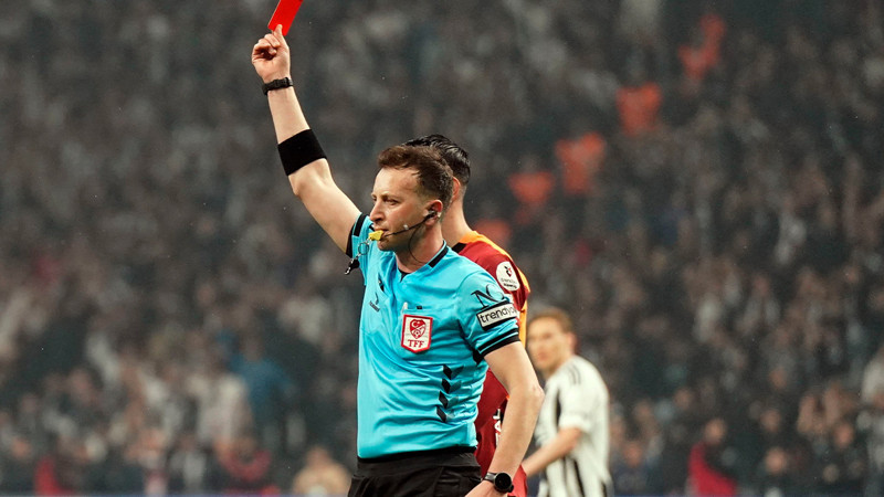 Galatasaray - Beşiktaş derbi istatistikleri | Galatasaray - Beşiktaş derbileri bol kartlı geçiyor!