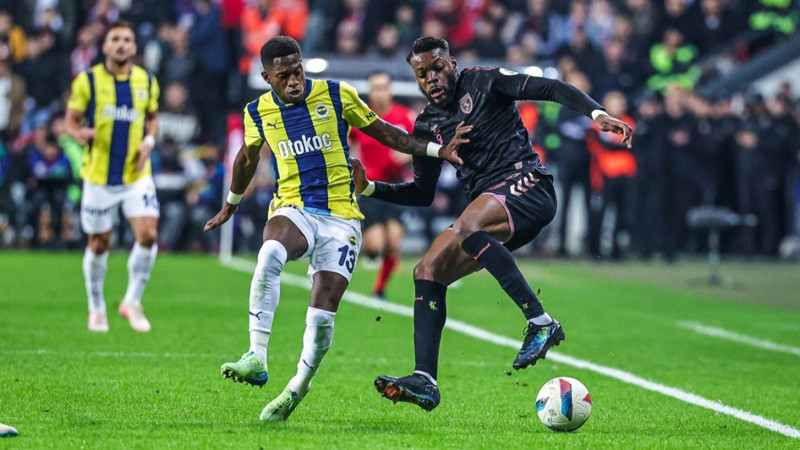 Fenerbahçe deplasmanda Samsunspor'a konuk oluyor