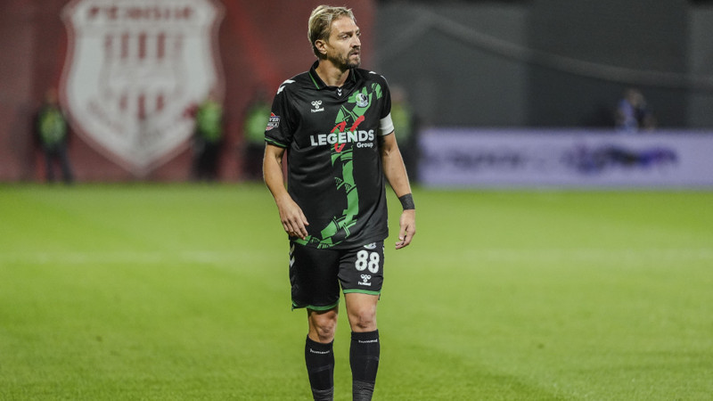 Sakaryaspor'da Caner Erkin ve Burak Altıparmak'a af çıktı!