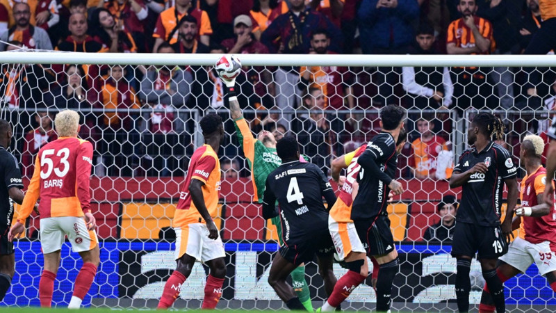 Galatasaray'ın serisini Beşiktaş bitirdi