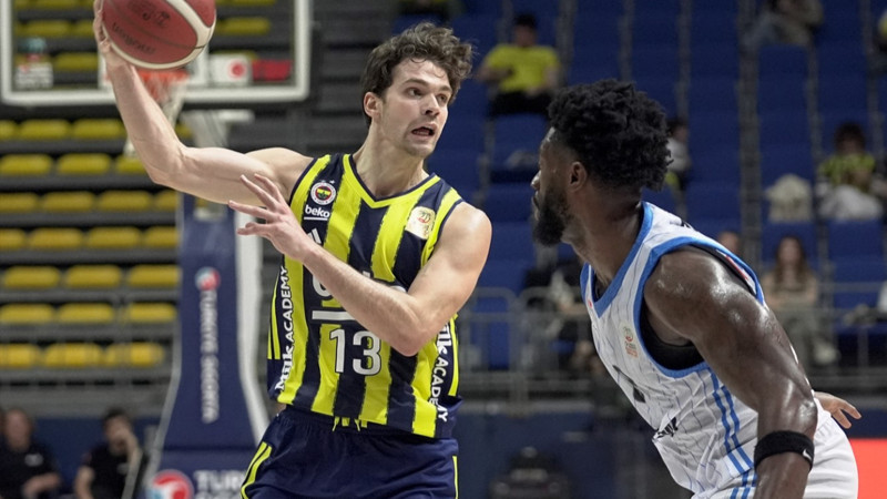 Fenerbahçe Beko, Aliağa Petkimspor'u rahat geçti