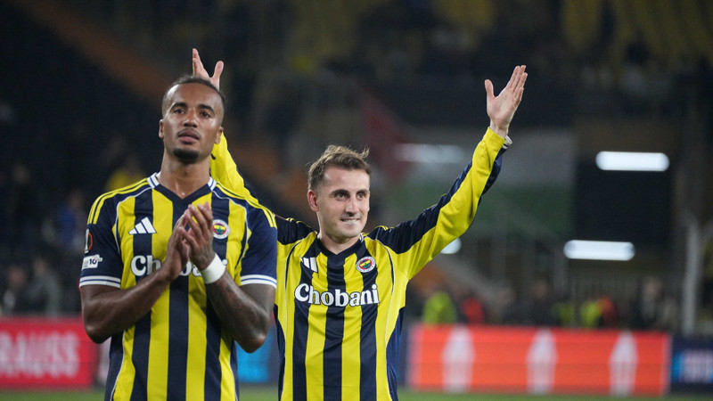 Fenerbahçe'nin sol beki Archie Brown sosyal medya hesabını kısıtladı