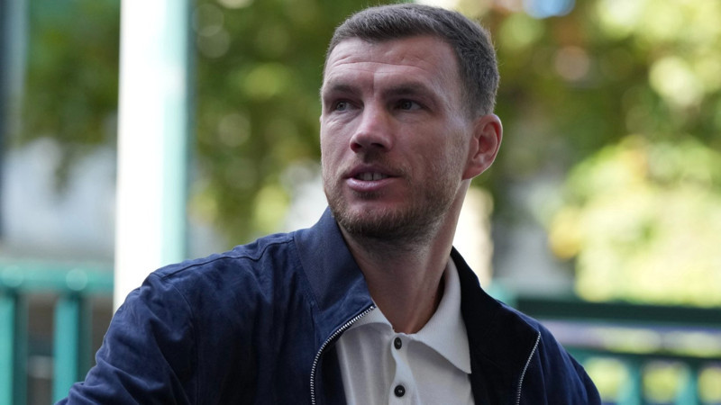 Dzeko gidişi ne Fener'e yardı ne de kendisine!