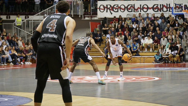 Kıran kırana geçen maçta kazanan Galatasaray MCT Technic