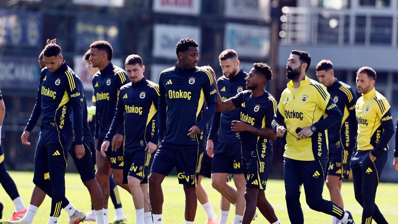 Tedesco, Jhon Duran'ı kadroya alacak ama oyuncu hazır değil