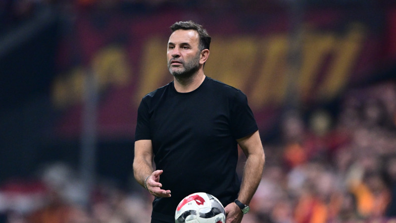 Okan Buruk, neden çift forvete döndüğünü anlattı