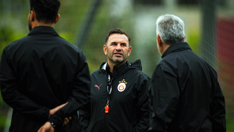 Okan Buruk'un tek derdi Süper Lig'de puan farkını açmak!