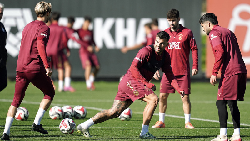 Galatasaray'da Trabzonspor maçı hazırlıkları sürüyor