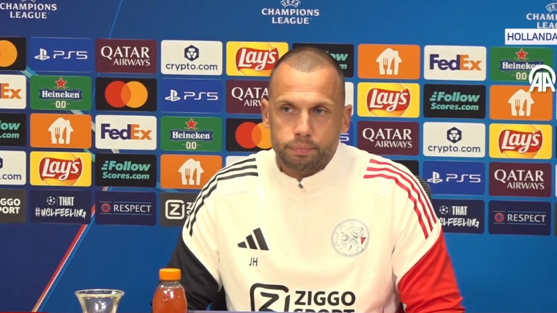 John Heitinga, Ajax'ın 2 eksiğini açıkladı