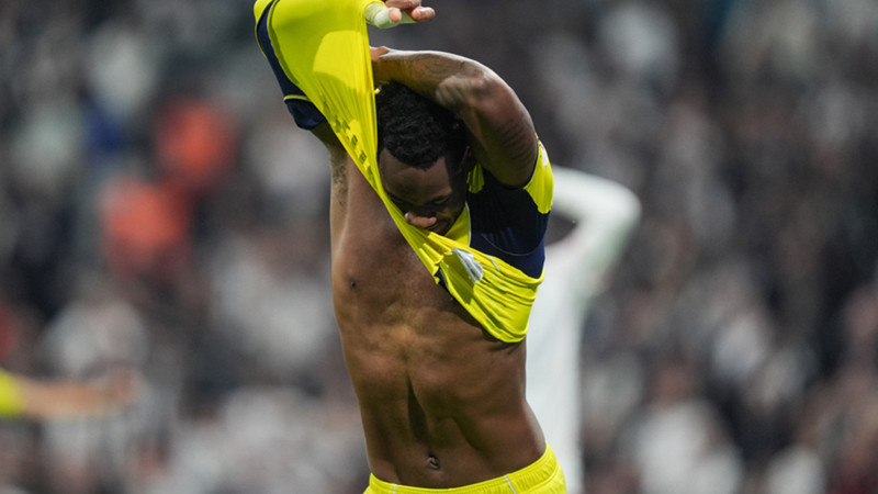 Domenico Tedesco, Jhon Duran'ı Viktoria Plzen maçında ilk 11'de oynatacak