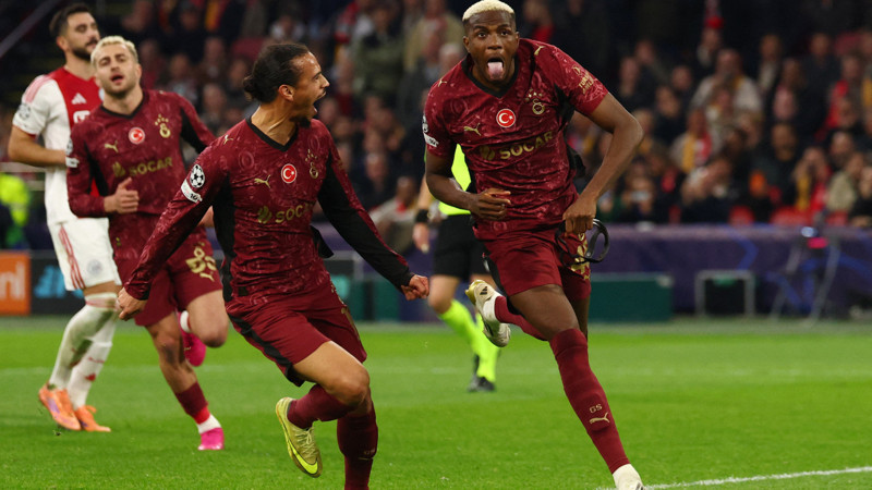 Victor Osimhen'in gecesi! Galatasaray, Hollanda'da şov yaptı