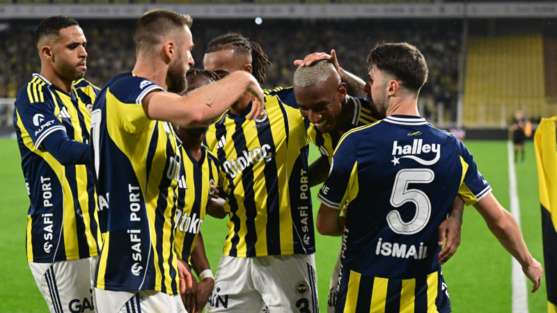 Fenerbahçe'nin üç yıldızı milli takıma davet edildi