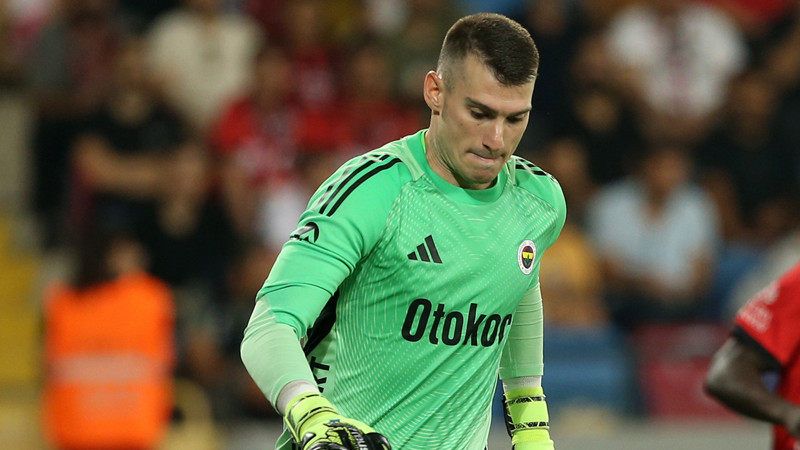 Livakovic'in kabusu bitmiyor! Yeni gitti ama ayrılığı düşünüyor