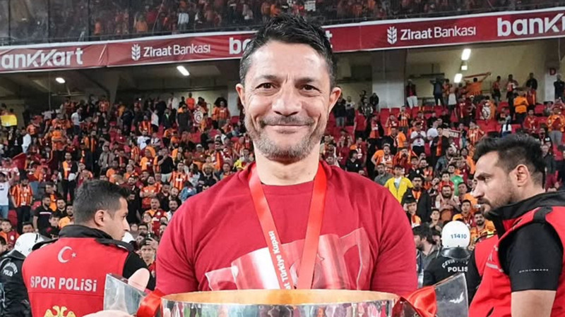3 yıl sonra Galatasaray'a veda etti