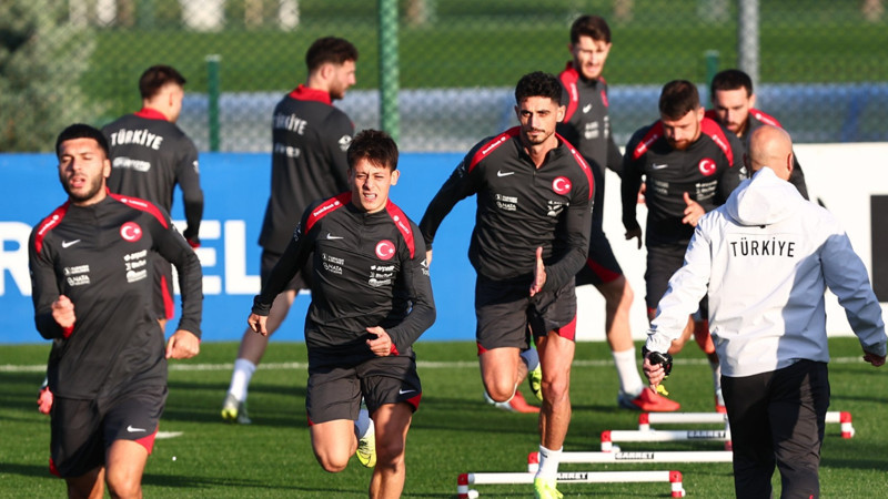 Milli Takım'da Emirhan Topçu, idmana katılamadı
