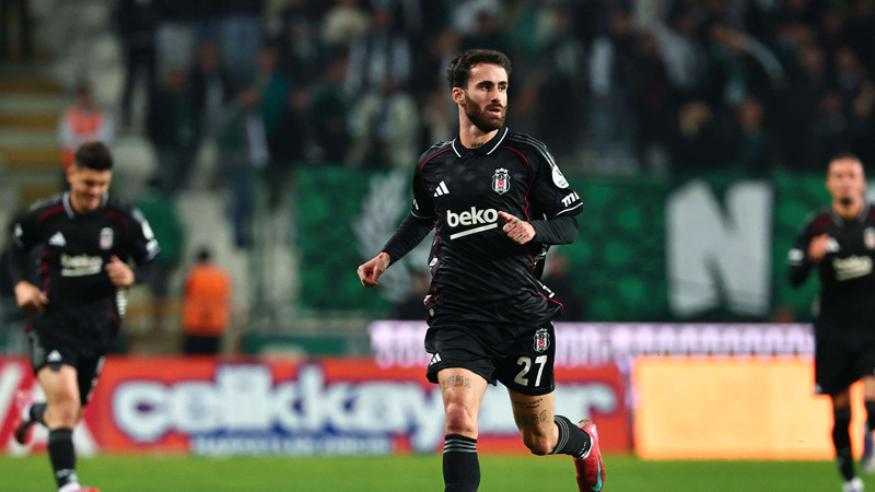 Volkan Tümkor: Beşiktaş'ın şartlarının Rafa Silva'ya kabul ettirilmesi gerekiyor
