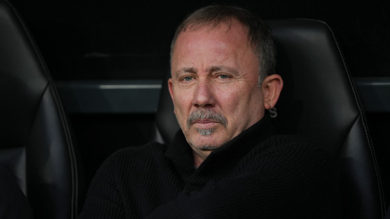 Sergen Yalçın krizi bir türlü çözemedi: Önce öne geçiyoruz sonra kendi ellerimizle maçı veriyoruz