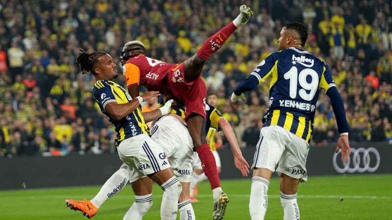 Fenerbahçe-Galatasaray derbisini 318 basın görevlisi takip etti!