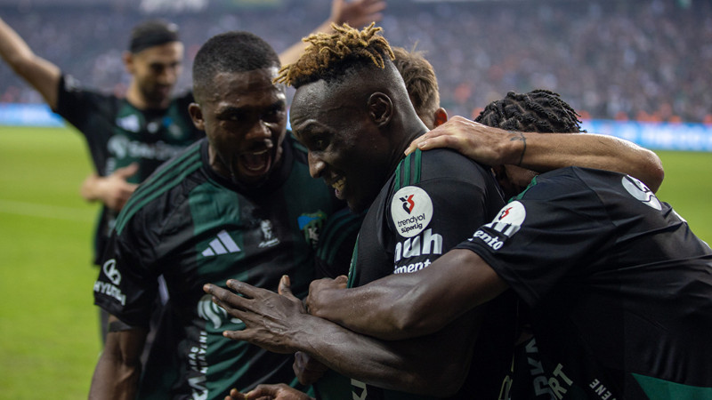 Kocaelispor 18 puan topladı 14'ü evinde!
