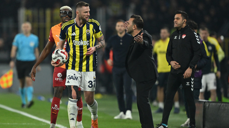 Okan Buruk Süper Lig'in ilk yarısında üç derbiden 3 puanla çıktı