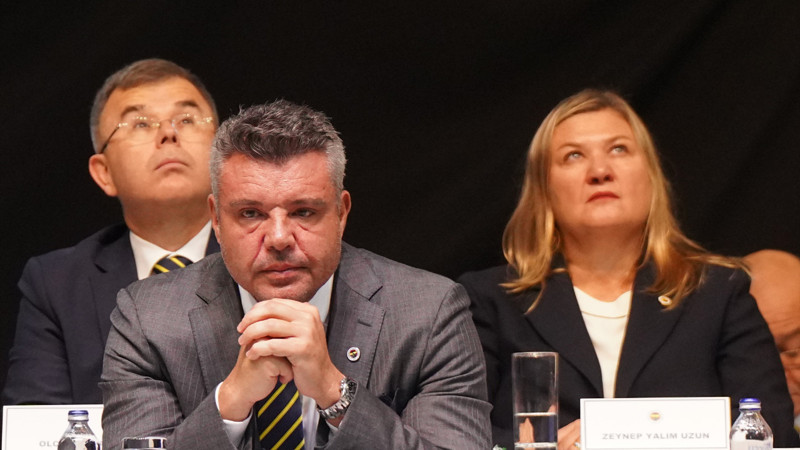 Sadettin Saran'dan yıldırım hızıyla ret: 14 milyon euroya aldığımız yıldızı neden 8 milyon euroya bırakalım?