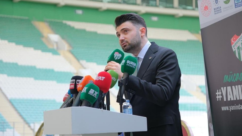 Bursaspor Başkanı Enes Çelik: 5 transferi bitirdik