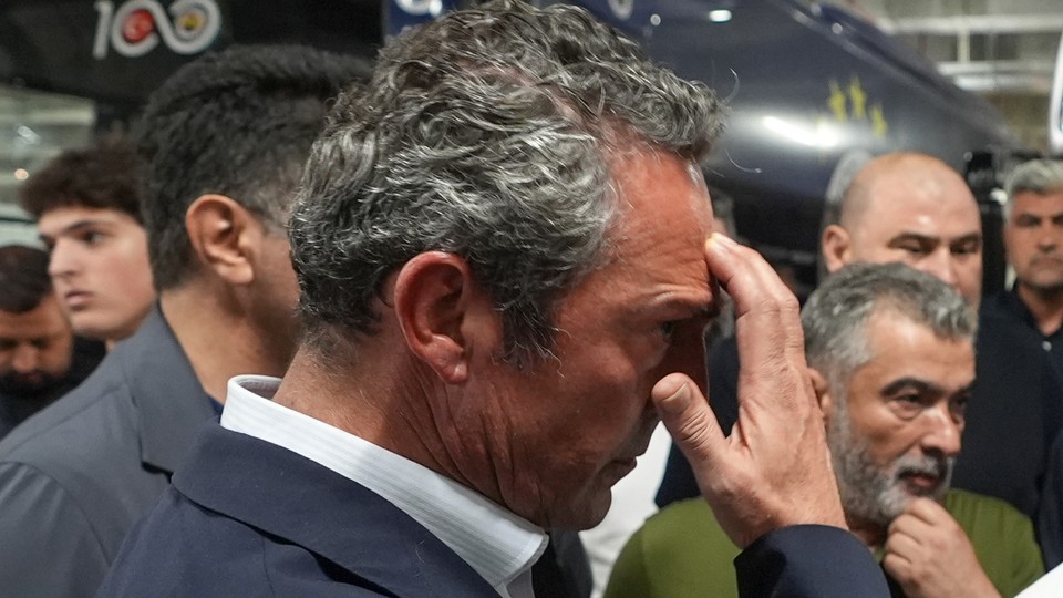 Fenerbahçe 30 milyon euroyu duyunca transfer defterini kapattı