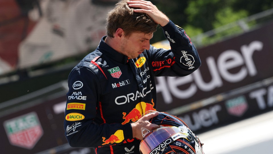 Max Verstappen Mercedes yolunda!