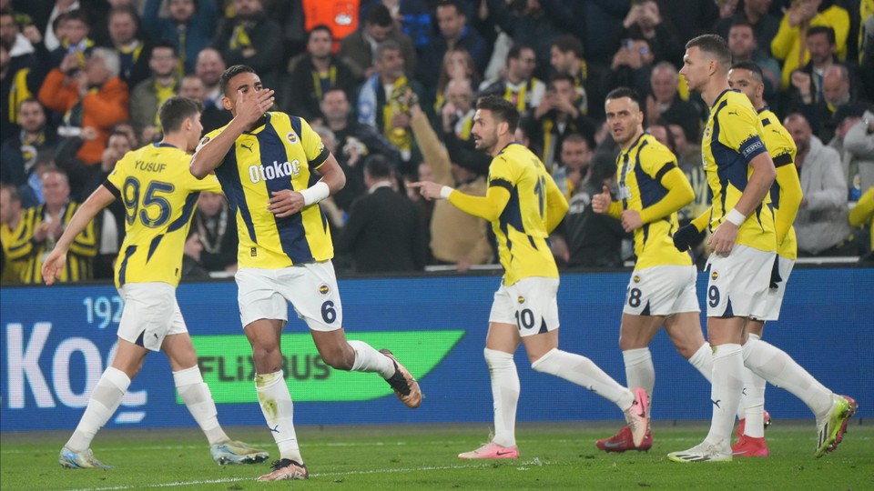 Fenerbahçe gönderdiklerini geri alıyor! Skriniar'dan sonra bir sürpriz daha