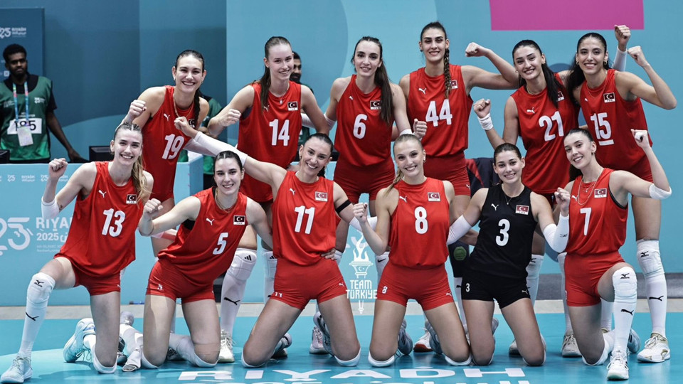 Kadın Milli Voleybol Takımı, İslami Dayanışma Oyunları'nda şampiyon oldu