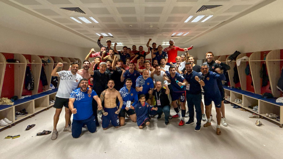 Yeni Mersin İdmanyurdu'nda takımın yarısı bahisten ceza aldı