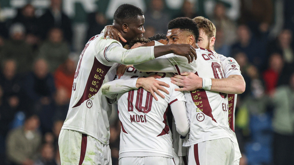 Biri Brezilya'ya damga vurdu diğeri Trabzonspor'u ipten aldı!