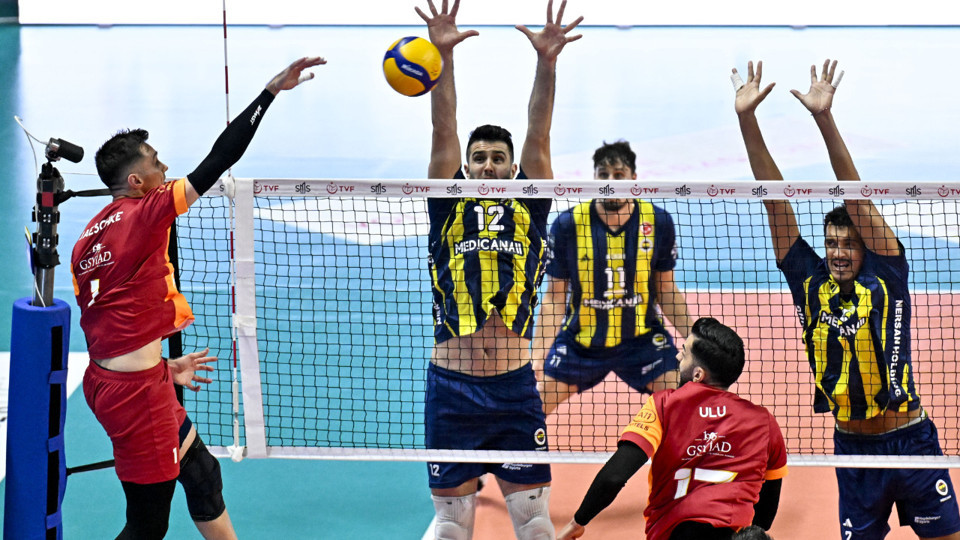 Galatasaray derbide Fenerbahçe'yi yendi