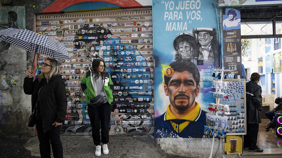 Maradona ölümünün 5. yılında anıldı