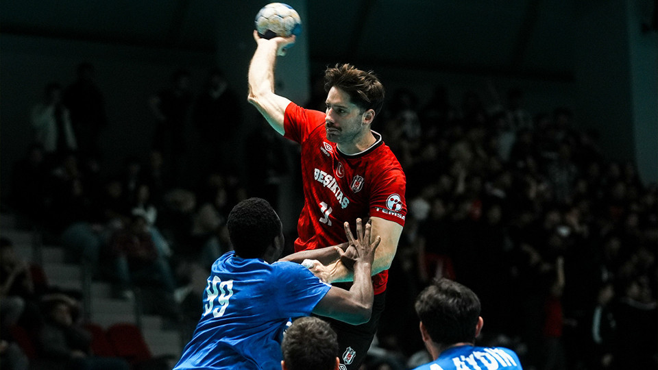 Beşiktaş Hentbol, zorlanmadan kazandı